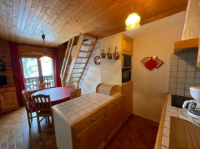 Duplex spacieux 3 pièces 6 pers. Les Carroz, parking et cheminée - FR-1-572-152